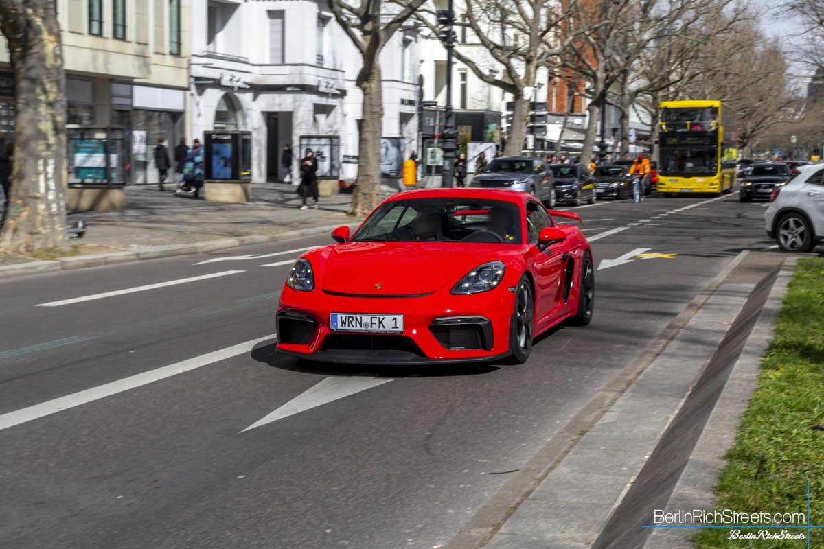 Porsche 718 Cayman GT4 (982) spotted in Berlin — BerlinRichStreets