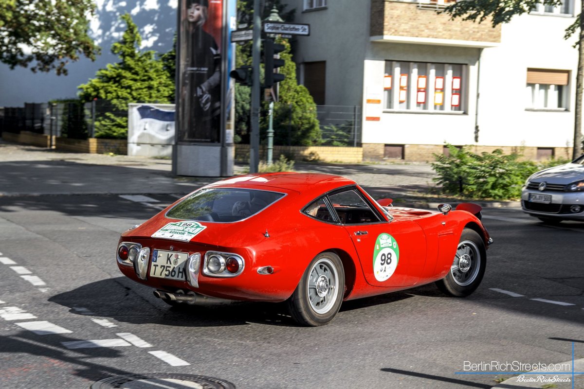 Toyota 2000GT spotted in Berlin — BerlinRichStreets